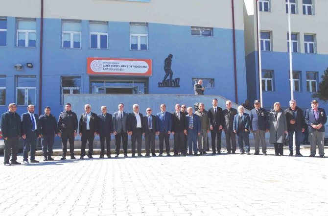 Hisarcıklı Şehit Asker Yüksel Arık’ın Adı Okulda Yaşatılacak