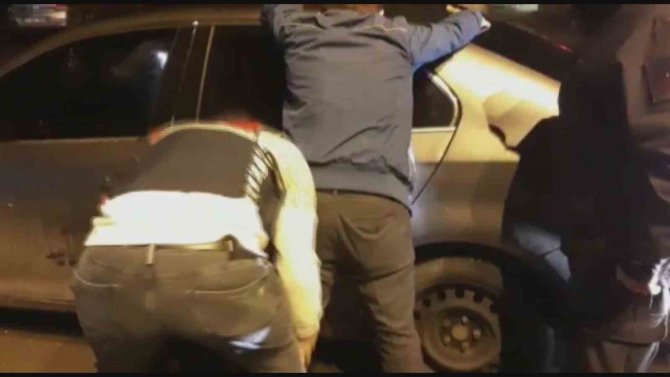 Uyuşturucu Taciri Jandarmadan Kaçamadı