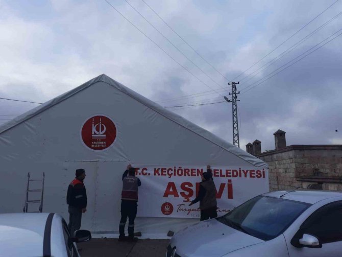 Keçiören Belediyesi Deprem Bölgelerine İftar Çadırı Kurdu