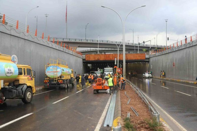 Şanlıurfa’da 5 Kişinin Öldüğü Kavşakta Bakım Ve Onarım Çalışmaları Tamamlandı