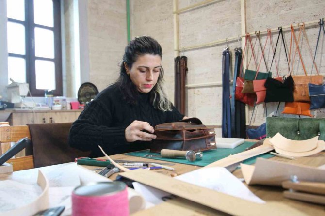 Ahi Evran’ın Mesleğini Sürdüren Tek Kadın, İşini Aşk İle Yapıyor