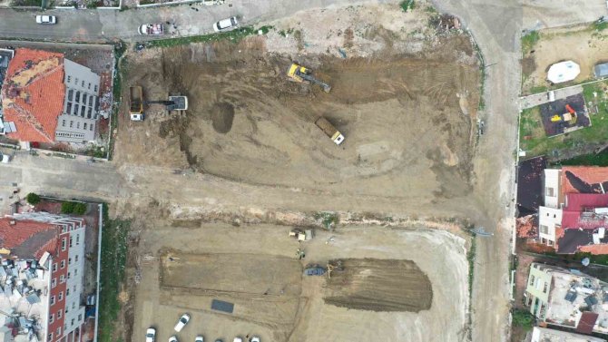 Kocaeli Büyükşehir, Hatay Esnafına 7 Noktada Prefabrik Çarşı Kuruyor