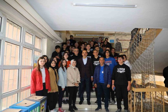 Başkan Altay, Tarihi Konya Lisesi Konferans Ve Spor Salonu İnşaatını İnceledi