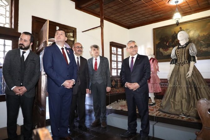 Macaristan Milli Kahramanı Kossuth, Kütahya’da Anıldı