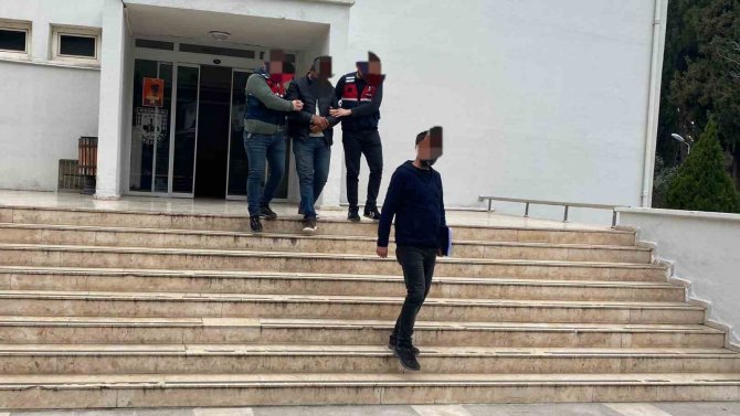 Manisa’da Terör Operasyonu: 3 Gözaltı