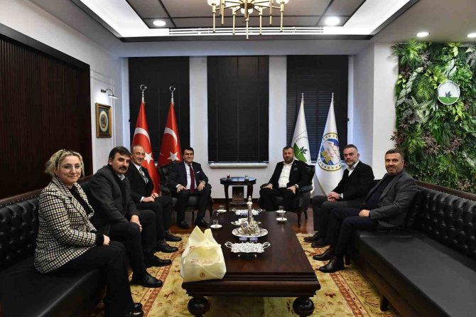 Dündar: “Çarşı Esnafı Avm’lere Karşı Güçleniyor”