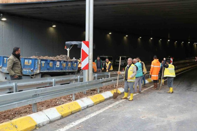 Şanlıurfa’da 5 Kişinin Öldüğü Kavşakta Bakım Ve Onarım Çalışmaları Tamamlandı