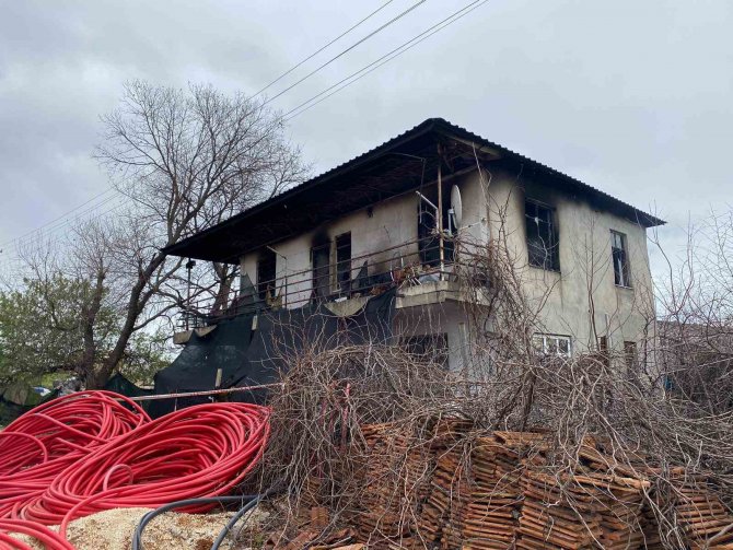 Antalya’da 6 Yaşındaki Kız Çocuğunun İhbarı Evi Küle Dönmekten Kurtardı