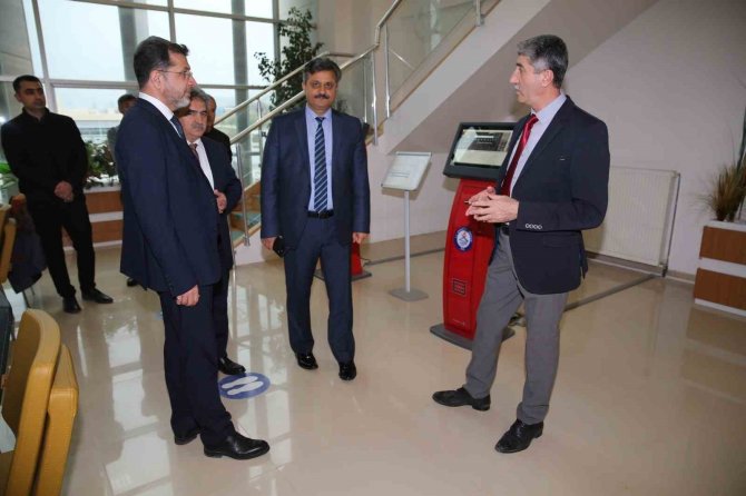 Şırnak Üniversitesi Rektörü Alkış, Misafir Üniversite Heyetini Kabul Etti