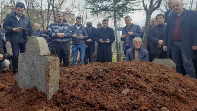 Tbmm Plan Ve Bütçe Komisyonu Başkanı Yılmaz’ın Annesi Vefat Etti
