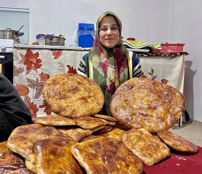 Tok Tutmasıyla Bilinen Keteler Sahur Sofraları İçin Hazırlanmaya Başladı