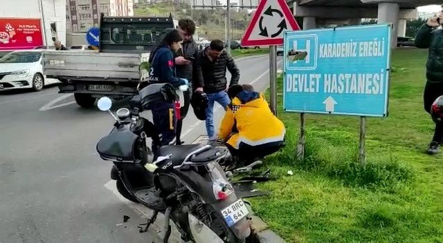 Otomobil İle Motosiklet Çarpıştı: 1 Yaralı