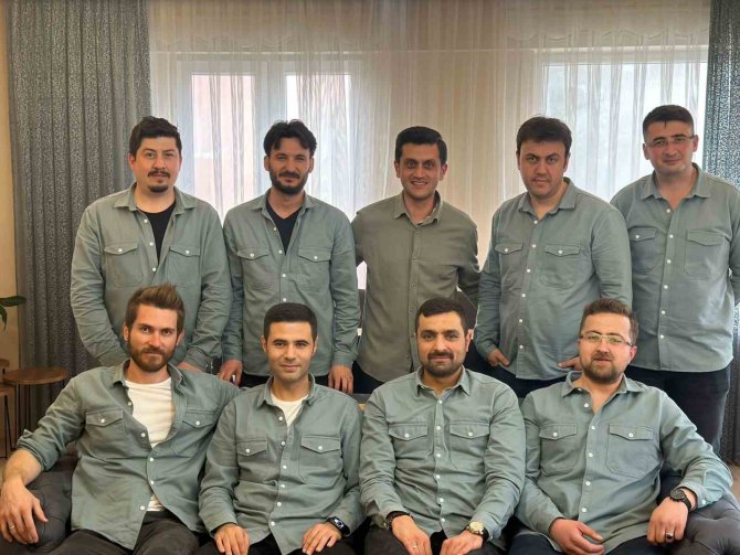 Kadınların Gömlek Sürprizi Kocalarını Şaşırttı