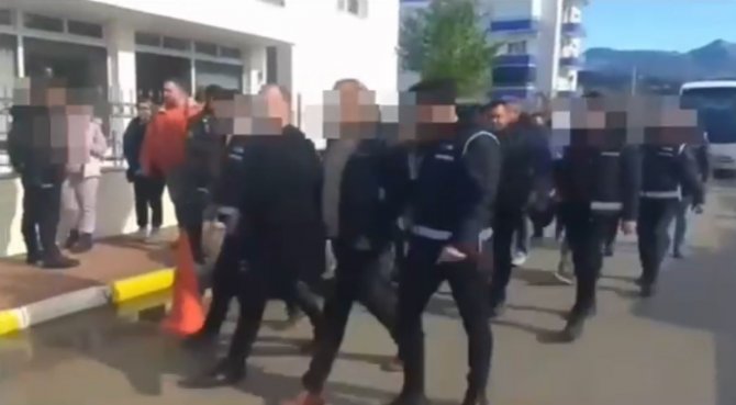 Antalya’da Tefeci Operasyonu: 6 Tutuklama
