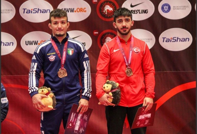 Barü’lü Milli Sporcu Emre Kural Bronz Madalya Kazandı