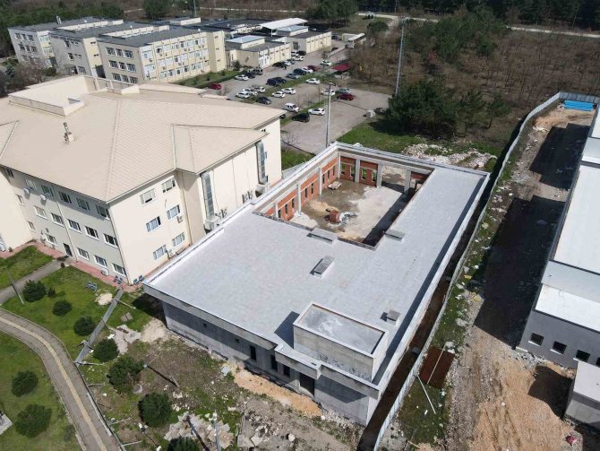 Buü Kampüsü’ndeki İnşaatlar Aralıksız Devam Ediyor