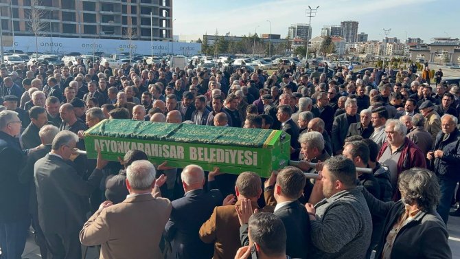 Chp’li Köksal’ın Vefat Eden Babası Toprağa Verildi