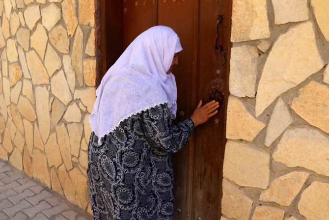 Kemaliye’de Kapı Tokmaklarının Sırları