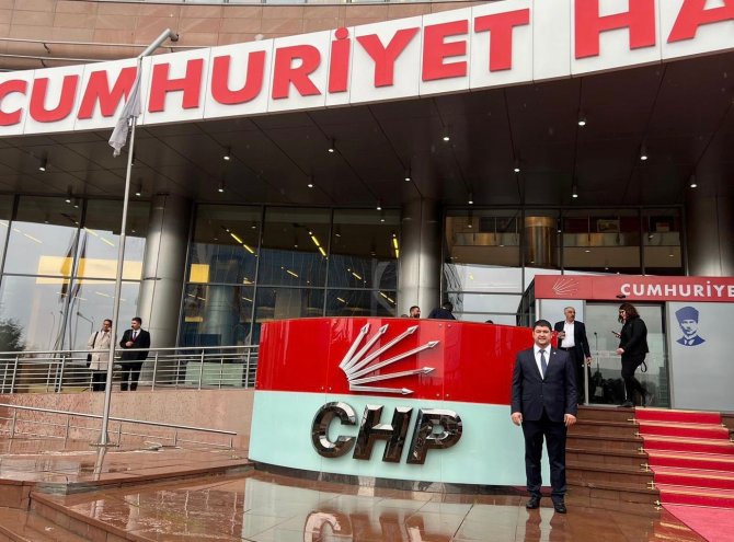 Rozetini Kılıçdaroğlu Takmıştı, Vekillik İçin Yola Çıktı