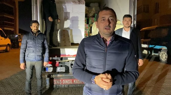 Tekirdağ’dan Deprem Bölgesine 1 Tır Dolusu Sahur Ve İftarlık Gönderildi