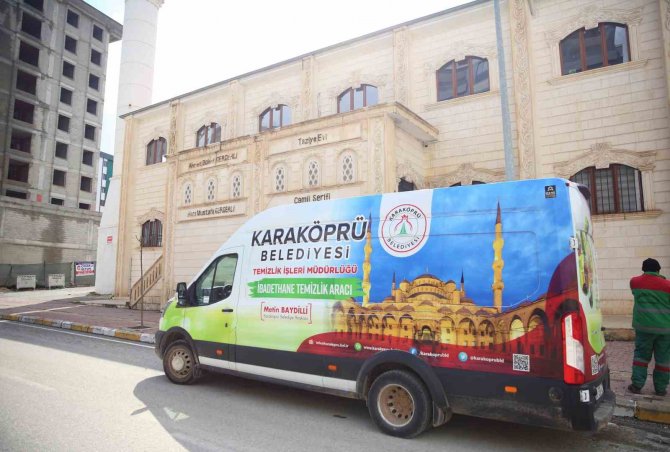 Karaköprü’de Camiler Ramazan Ayı İçin Temizleniyor