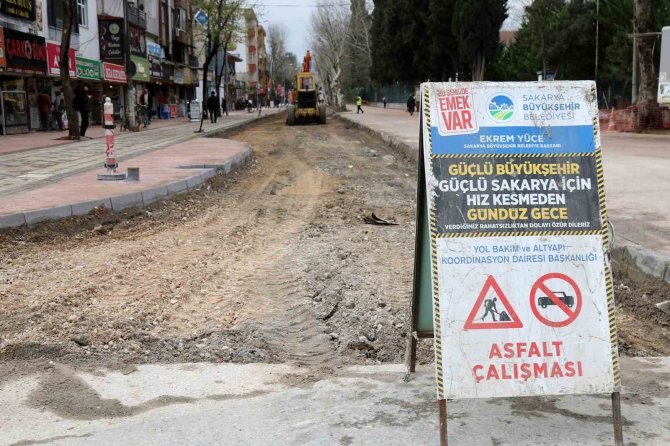 Çark Caddesi’ne Dekoratif Dokunuşlar
