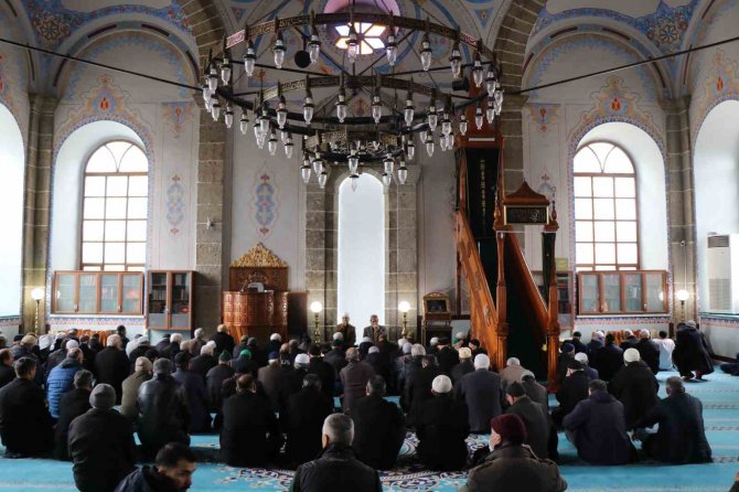 Samsun’da 29 Camide Her Akşam Hatimle Teravih Namazı Kılınacak