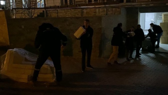 Tekirdağ’dan Deprem Bölgesine 1 Tır Dolusu Sahur Ve İftarlık Gönderildi