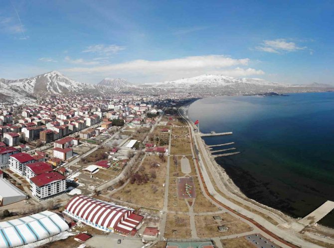 Bitlis Yüzyılın En Kurak Kış Mevsimini Yaşadı
