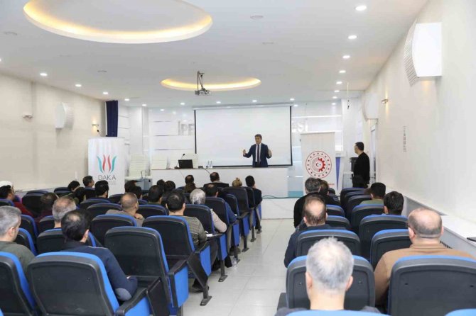 İ̇pekyolu’nda “Kamu İ̇hale Kanunu Ve Devlet İ̇hale Kanunu” Eğitim Semineri