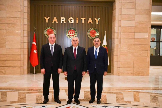 Yargıtay Başkanı Akarca, Azerbaycan Yüksek Mahkemesi İ̇dari Daire Başkanı Mammadov’u Kabul Etti