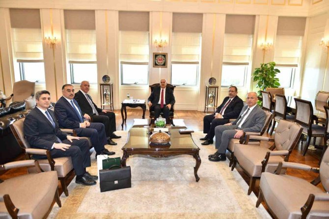 Yargıtay Başkanı Akarca, Azerbaycan Yüksek Mahkemesi İ̇dari Daire Başkanı Mammadov’u Kabul Etti