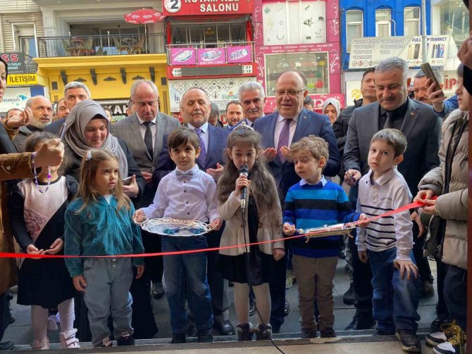 Zonguldak’ta İ̇yilik Çarşısı’nın Açılışı Yapıldı