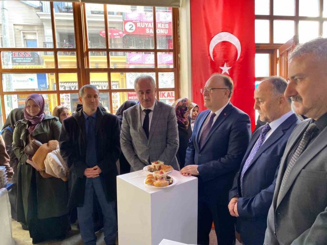 Zonguldak’ta İ̇yilik Çarşısı’nın Açılışı Yapıldı