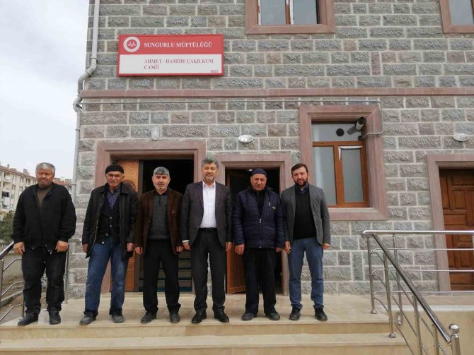 Ahmet Hamide Çakılkum Camii İbadete Açıldı