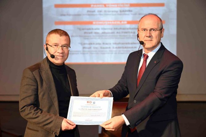 Afyonkarahisar’da “Çanakkale Ruhunu Anlamak” Paneli Gerçekleştirildi