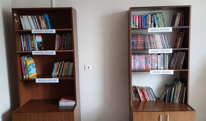 Depremzede Öğrenciler İçin Kitaplık Oluşturuldu