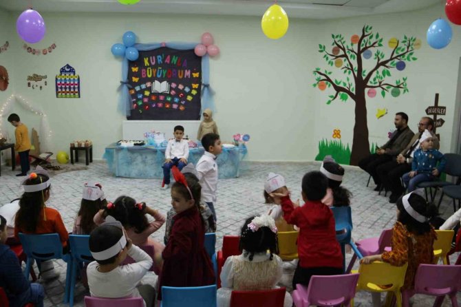 Ağrı Ulu Camii Minikleri Kur’an-ı Kerim’e Geçti