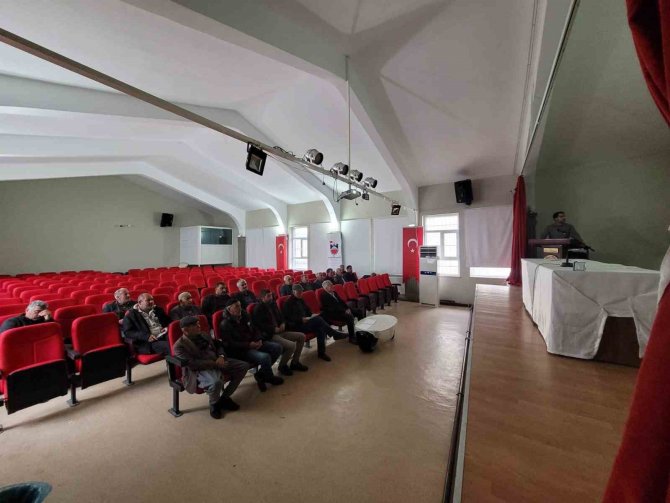 Dicle’de Muhtarlara Yönelik Aile Okulu Kursu Düzenlendi