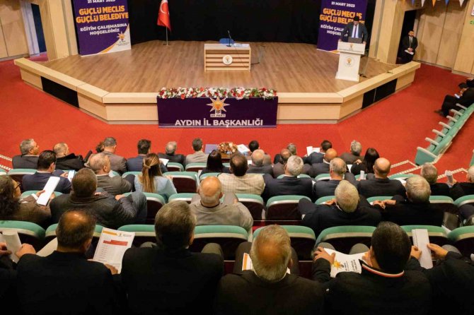 Ak Parti Aydın’da ‘Güçlü Yerel Yönetimler’ Çalışması Başlattı