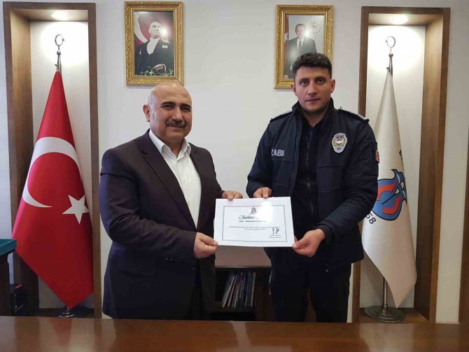 Deprem Bölgesinde Görev Yapan Personele Teşekkür Belgesi
