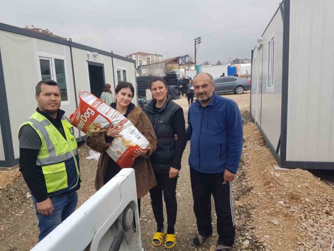 Depremzedeler İçin İhtiyaca Göre Alanlar Oluşturuluyor