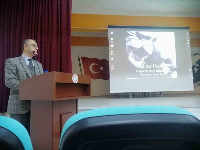 Çakü’de Anlamlı Konferans: ‘Yaşlılar Ve Saygı’ Konusu Konuşuldu
