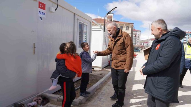 Kahramanmaraş Afşin’de Konteynerkentte Yaşam Başladı