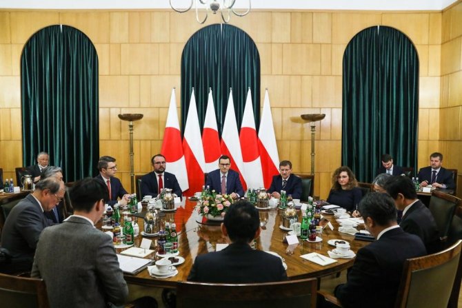 Polonya Başbakanı Morawiecki: "Gözlerimizin Önünde Yeni Bir Jeopolitik Düzen Doğuyor"