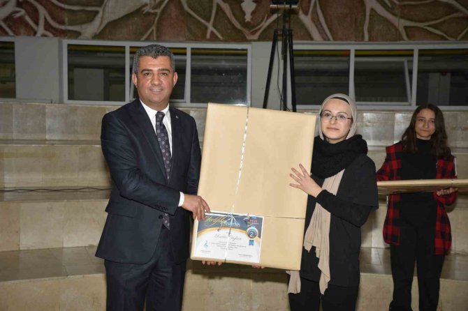 Denizli’nin Mitolojik Hikayelerini En İyi Anlatan Resimler Ödüllendirildi