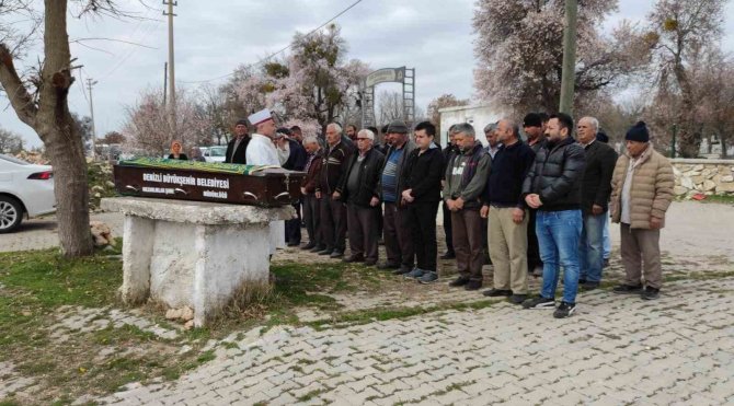 Kocasının Vahşice Öldürüp Gömdüğü Mine, 8 Ay Sonra Toprağa Verildi
