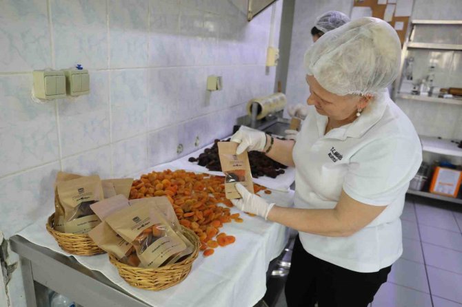 Depremzede Üreticiden İftar Sofrasına