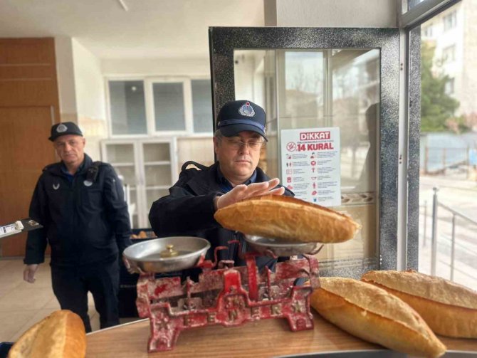 Zabıta Ekipleri Ramazan Öncesi Fırınları Denetledi