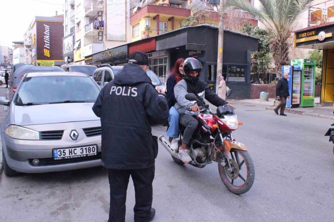 İ̇zmir’in Gönüllü Polisi Sinan Amca